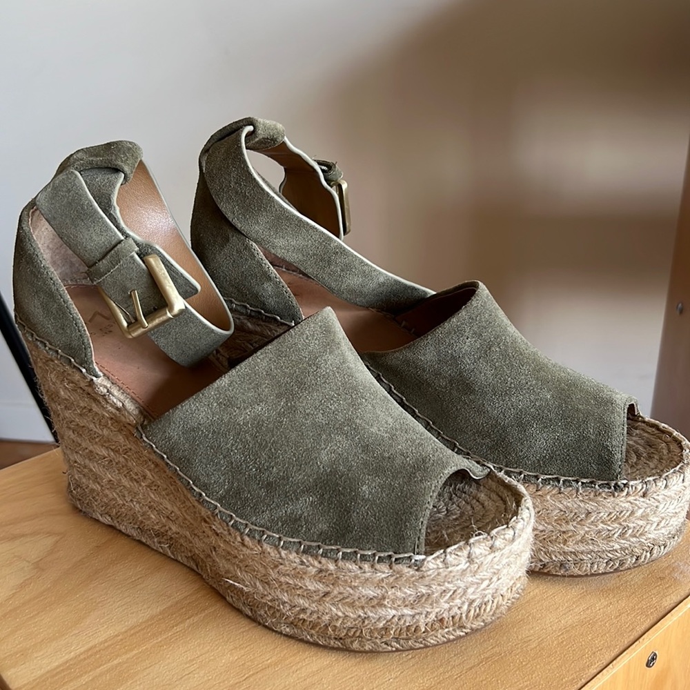 Marc Fisher LTD Adalyn Espadrille Wedge Sandal Olive Green size 8